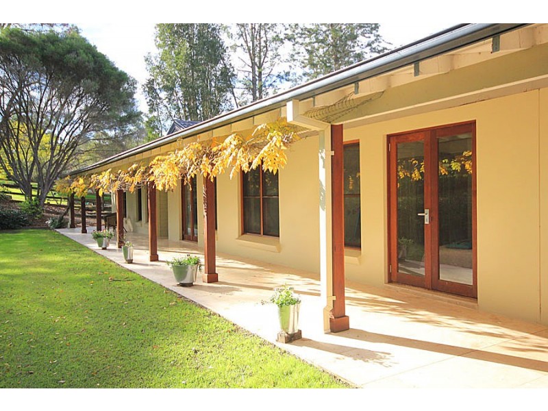 8 Campbell Road, Kenthurst NSW 2156