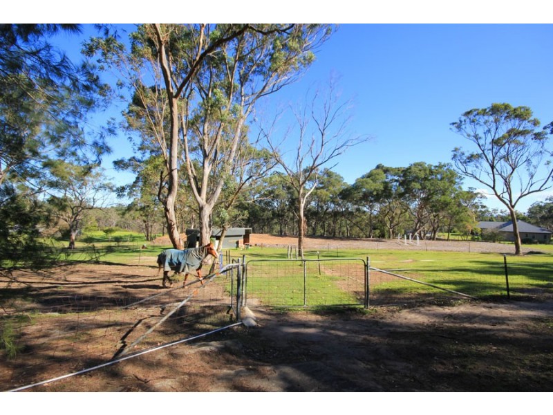 1 Banksia Place, Arcadia NSW 2159