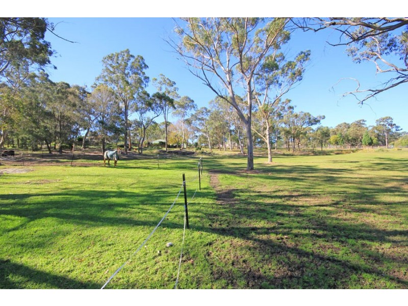 1 Banksia Place, Arcadia NSW 2159