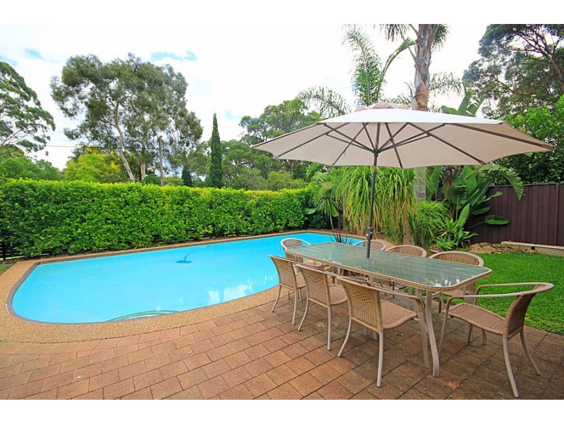 1 Lackenwood Crescent, Galston NSW 2159