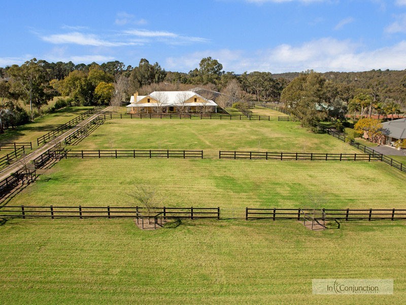 8 Chadd Street, Galston NSW 2159