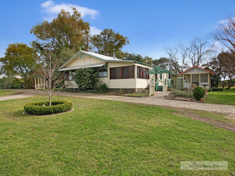8 Chadd Street, Galston NSW 2159