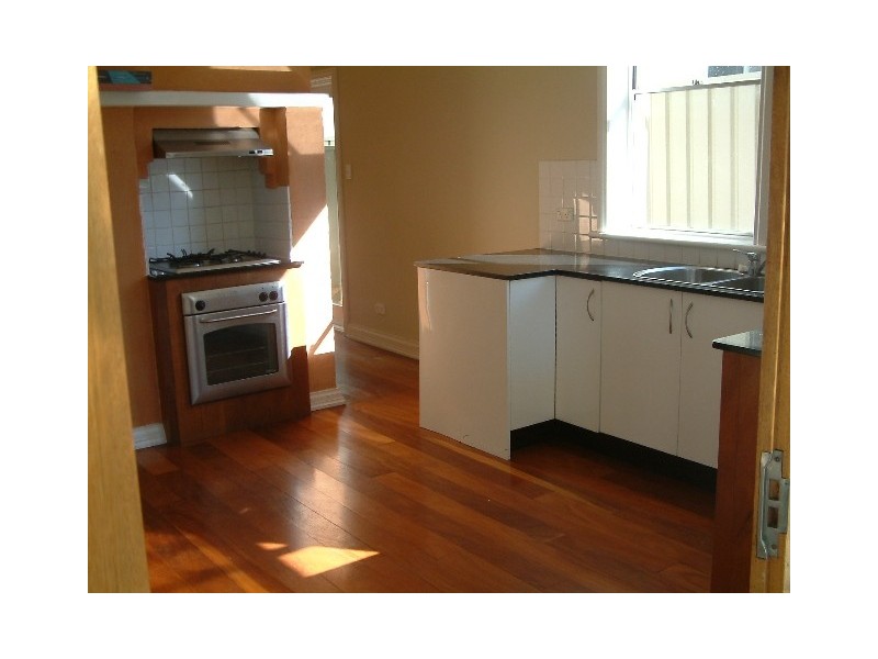 9 Station Street, Tempe NSW 2044