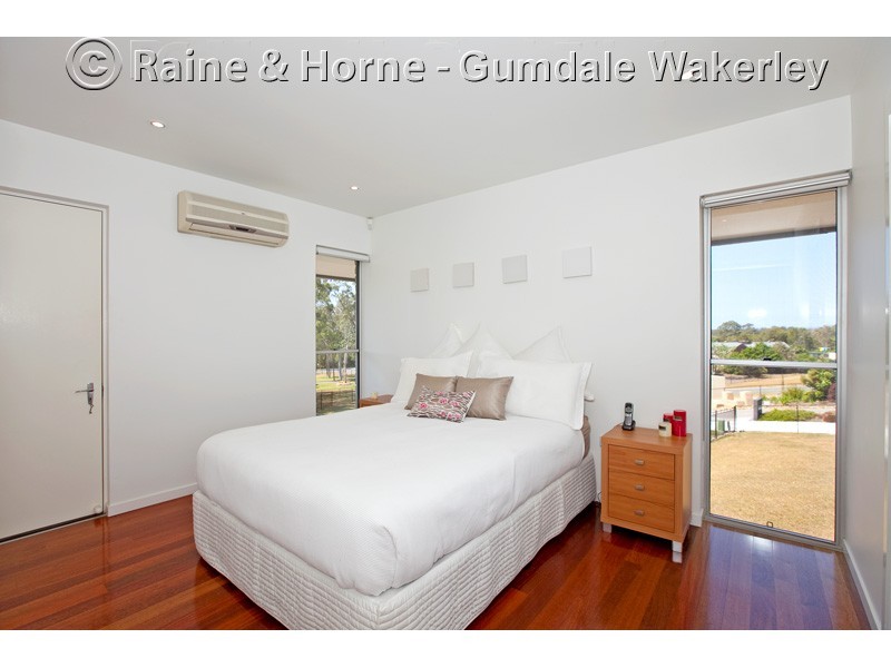 15 Lauren Place, Chandler QLD 4155