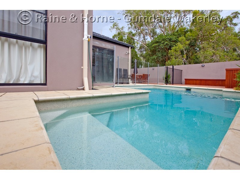 29 Figtree Place, Wakerley QLD 4154