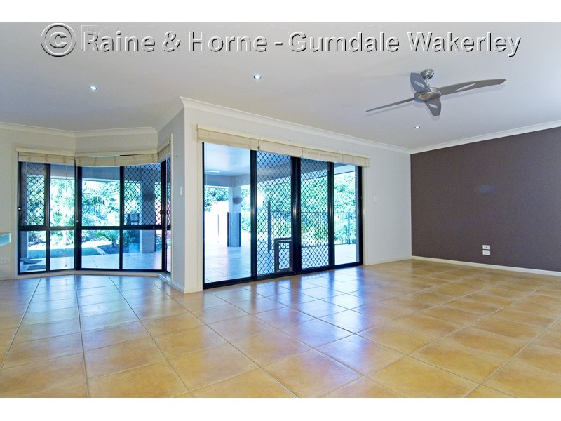 15 Charles Place, Manly West QLD 4179