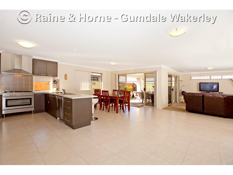 1 Terraldon Crct, Gumdale QLD 4154