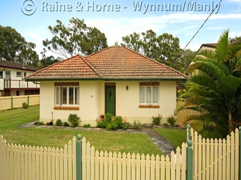 19 Bowering, Lota QLD 4179