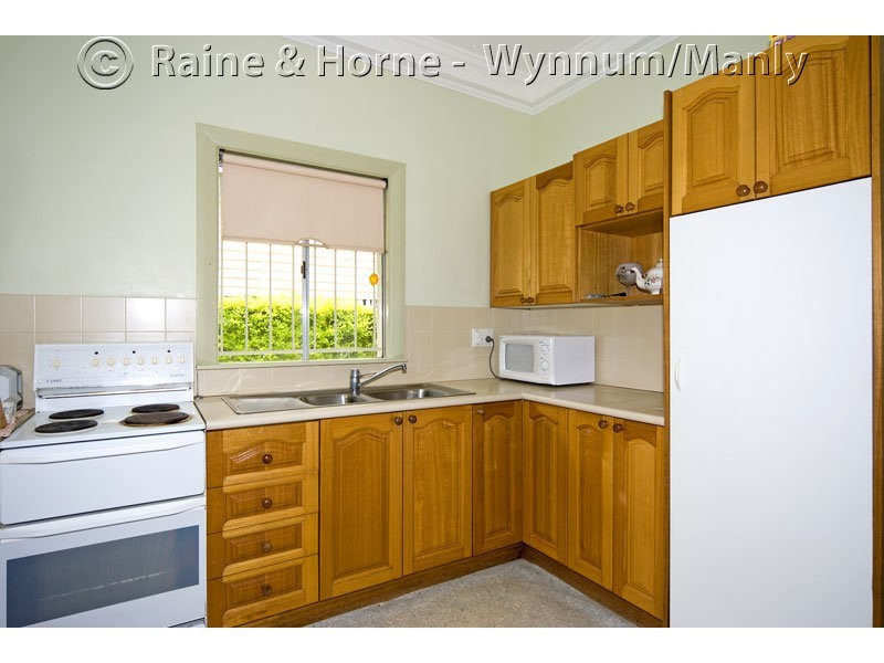 19 Bowering, Lota QLD 4179