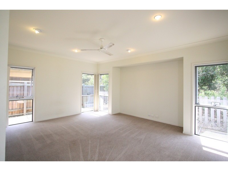 30 Yarra Road, Wakerley QLD 4154