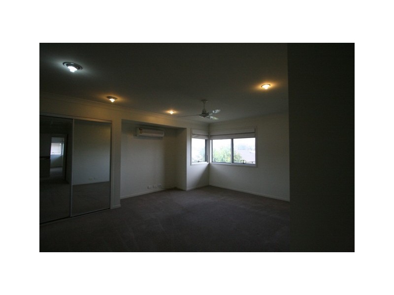 30 Yarra Road, Wakerley QLD 4154