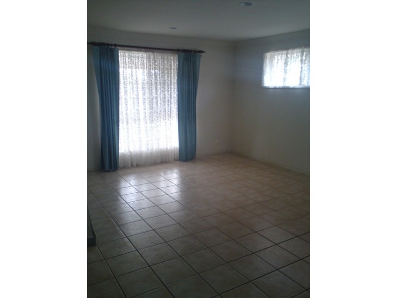 8 Colvin Court, Wakerley QLD 4154