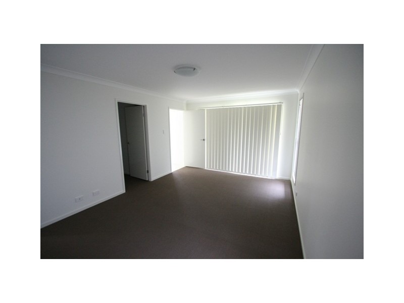 21 Bailey Street, Wakerley QLD 4154