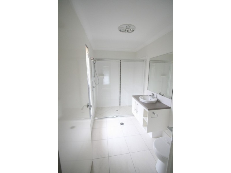 21 Bailey Street, Wakerley QLD 4154