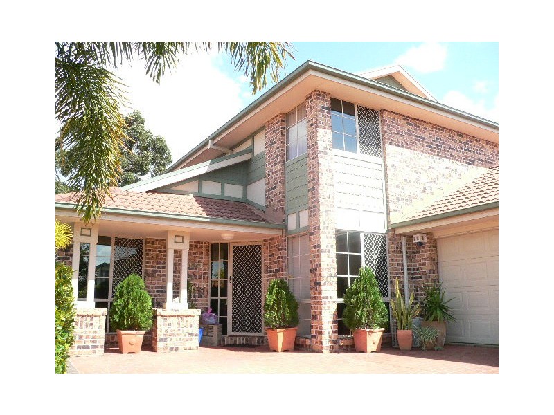 4 Eastcote Lane, Wellington Point QLD 4160