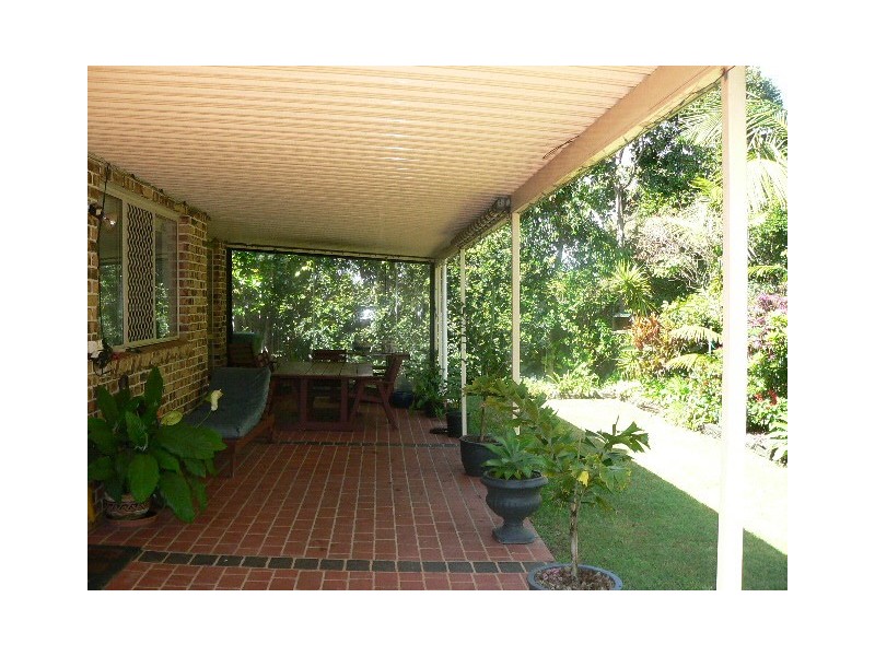 4 Eastcote Lane, Wellington Point QLD 4160