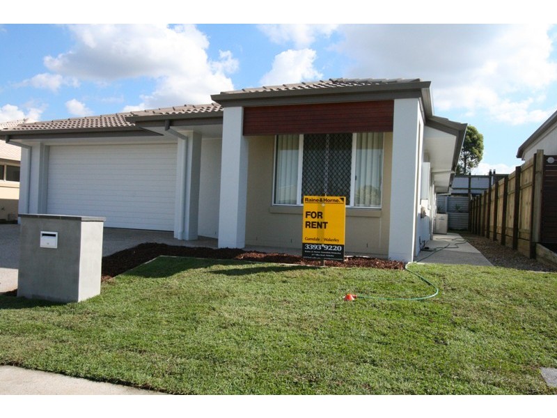 8 Bailey Street, Wakerley QLD 4154