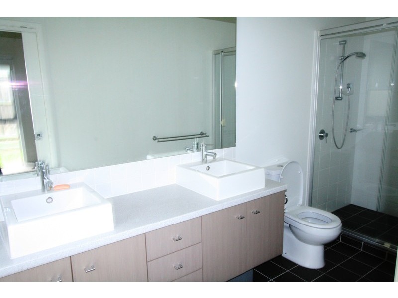 33 Watervale Parade, Wakerley QLD 4154