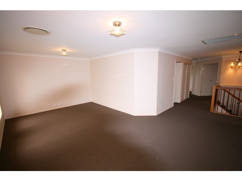 2 David Place, Manly West QLD 4179