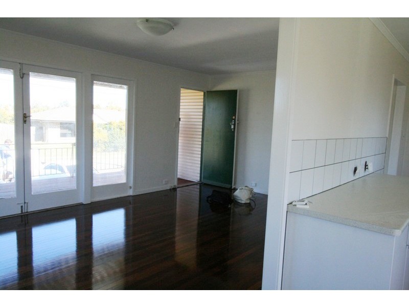 51 Samantha Street, Wynnum West QLD 4178