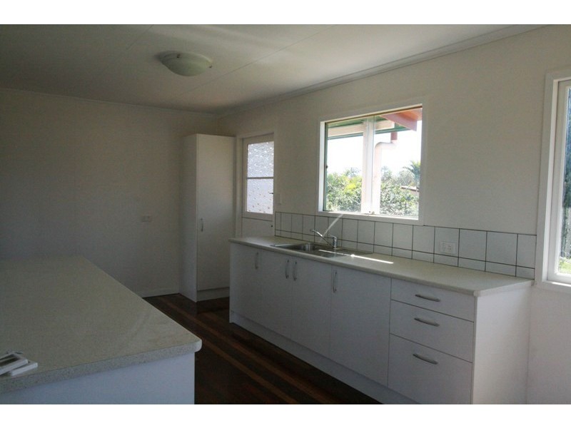 51 Samantha Street, Wynnum West QLD 4178