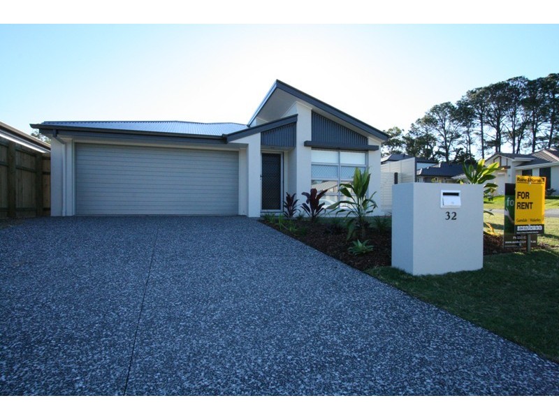 32 Worchester Crescent, Wakerley QLD 4154