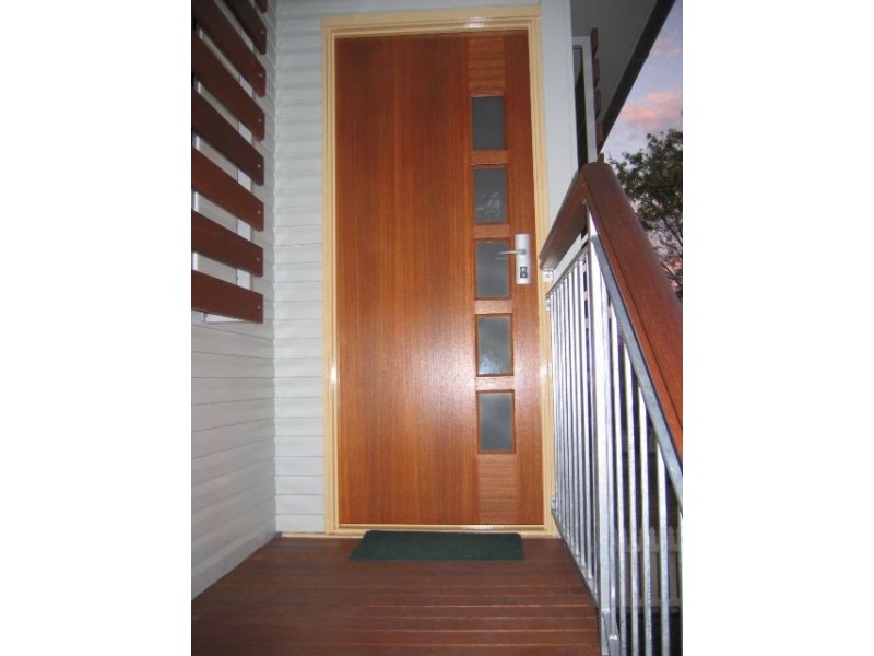 87 Moreton Avenue, Wynnum QLD 4178