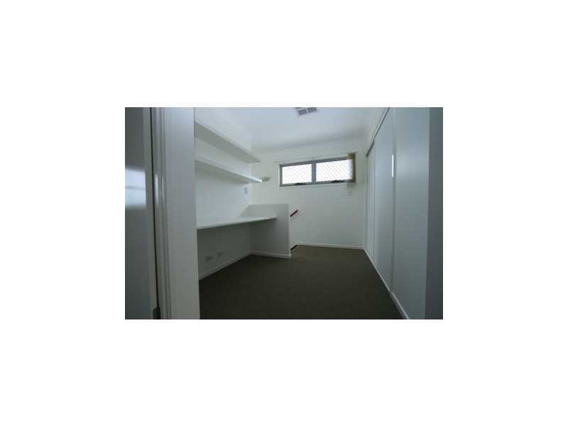 23 Bailey Street, Wakerley QLD 4154