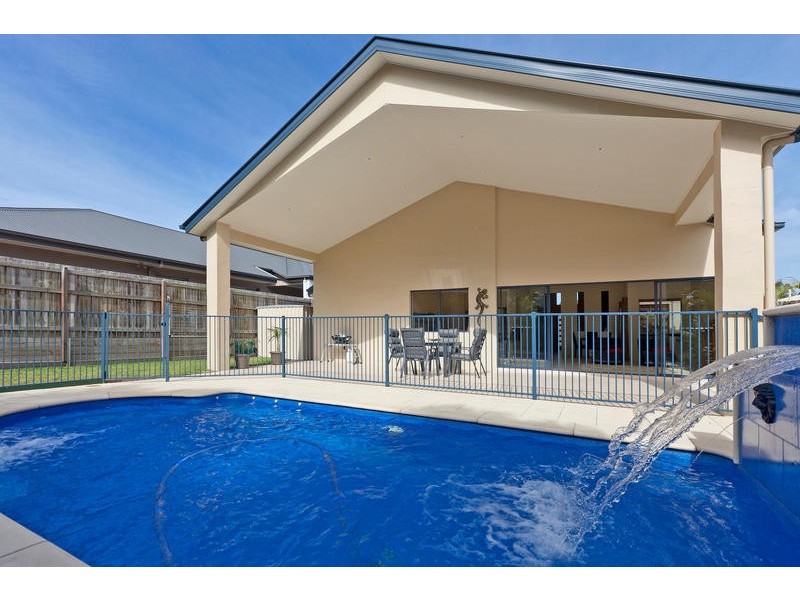 16 Baychester Place, Wakerley QLD 4154