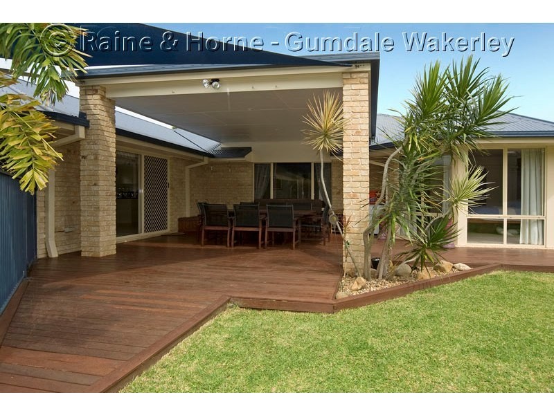 26 Springall Place, Wakerley QLD 4154