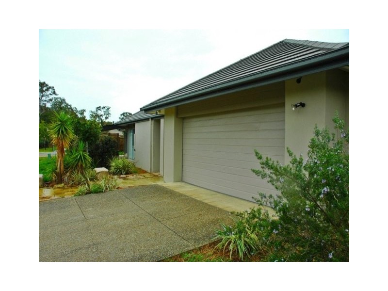 19 Frankiln Street, Wakerley QLD 4154