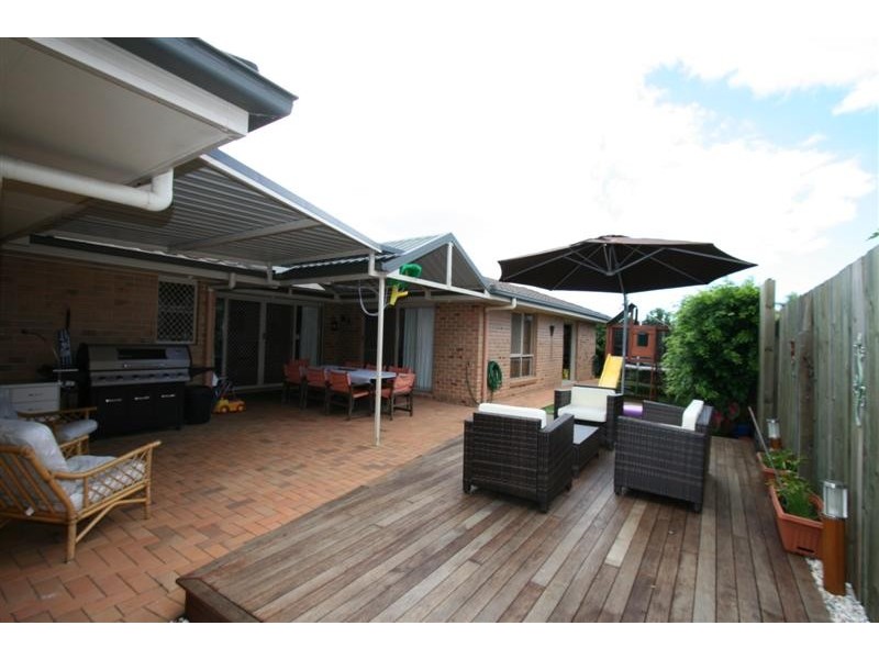 57 Underwood Street, Wakerley QLD 4154