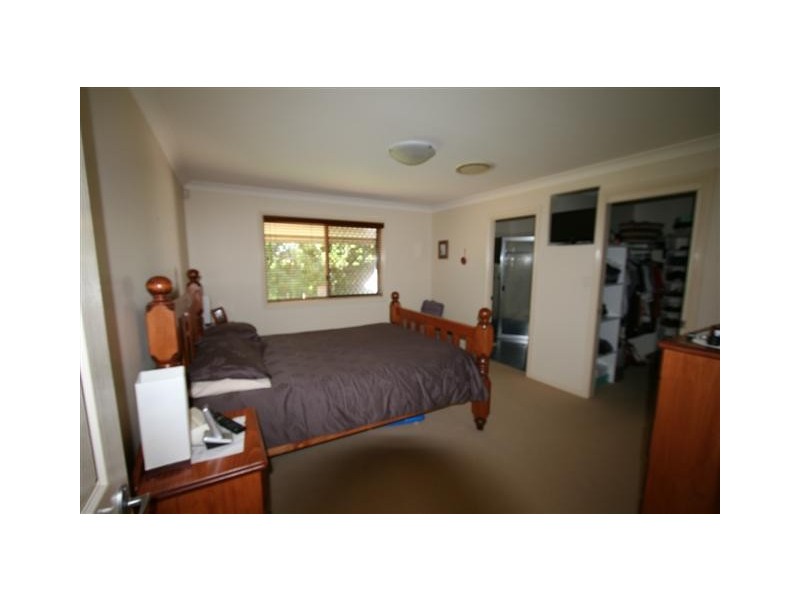 57 Underwood Street, Wakerley QLD 4154