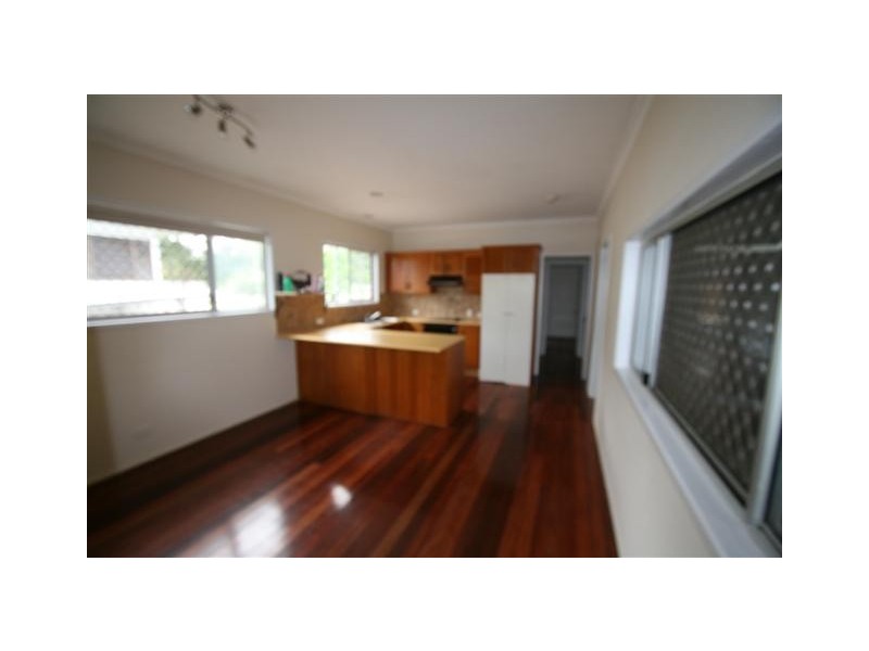 33 Claremont Street, Birkdale QLD 4159
