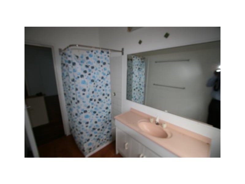 33 Claremont Street, Birkdale QLD 4159