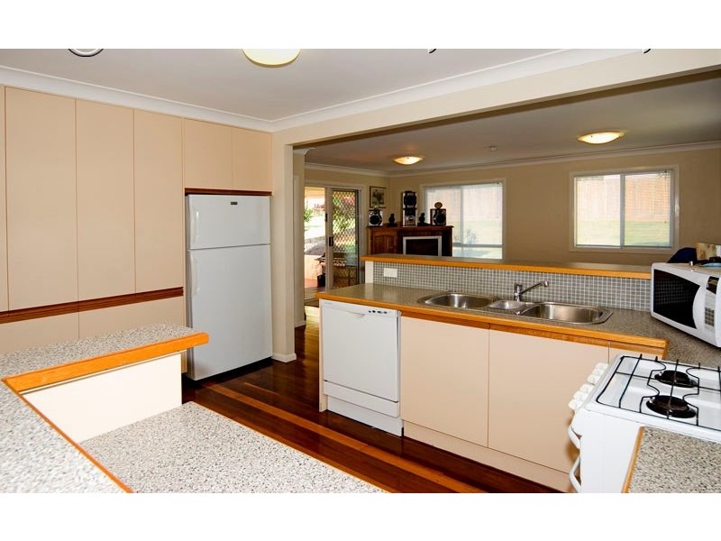14 Wyeth Street, Wynnum QLD 4178