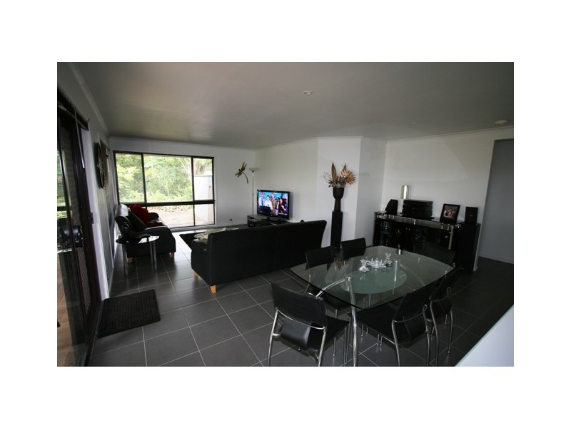 14 Foliage Court, Shailer Park QLD 4128