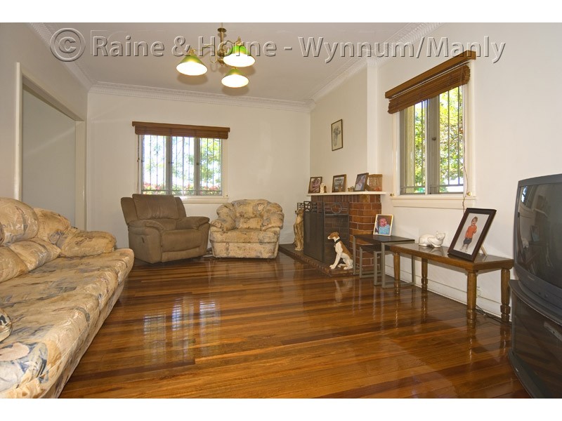 8 Wynnum North Road, Wynnum QLD 4178