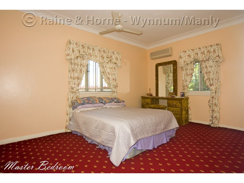 8 Wynnum North Road, Wynnum QLD 4178