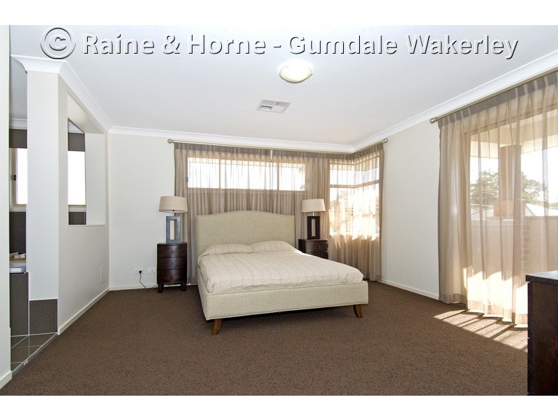 5 Terraldon Circuit, Gumdale QLD 4154