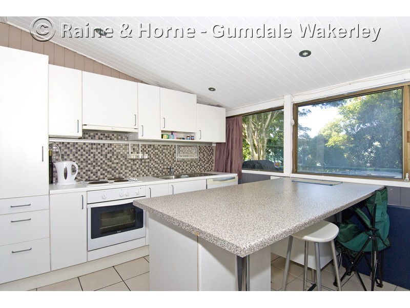 48  EDGAR STREET, East Brisbane QLD 4169