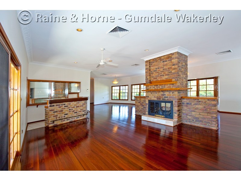 380 Grassdale Road, Gumdale QLD 4154