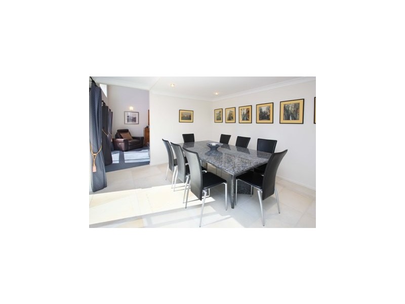 12 Fogarty Street, Cleveland QLD 4163