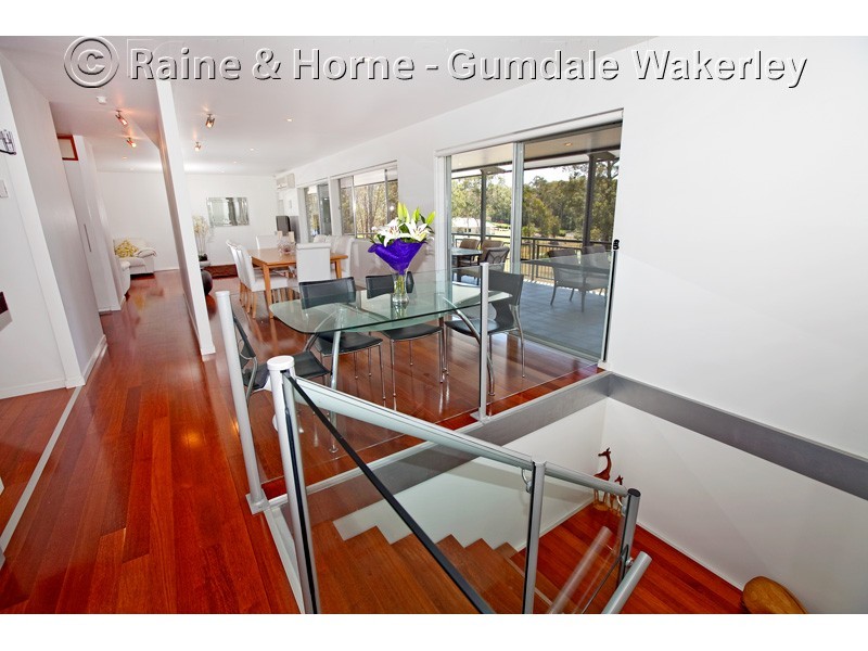 15 Lauren Place, Chandler QLD 4155