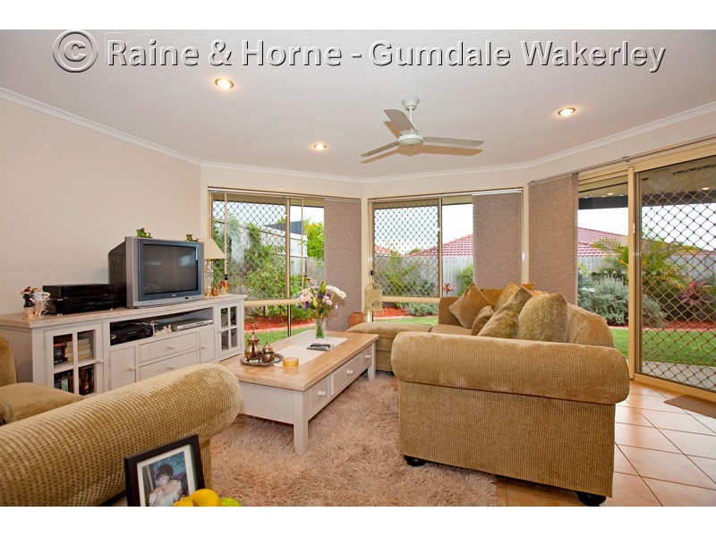 47 Campbell St, Wakerley QLD 4154