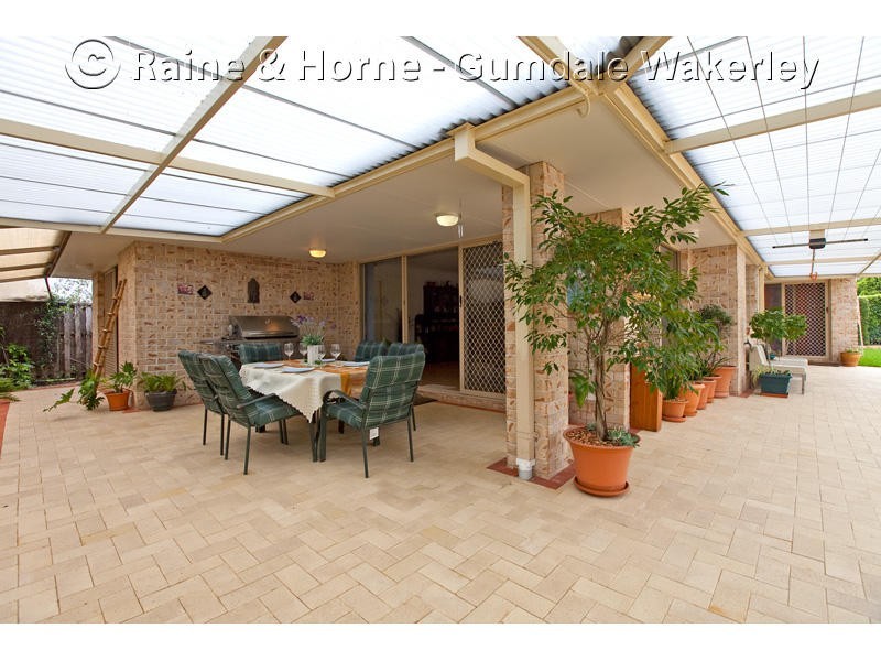 31 Isaacs Way, Wakerley QLD 4154