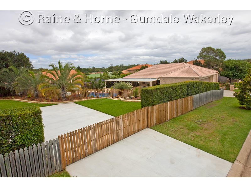 31 Isaacs Way, Wakerley QLD 4154