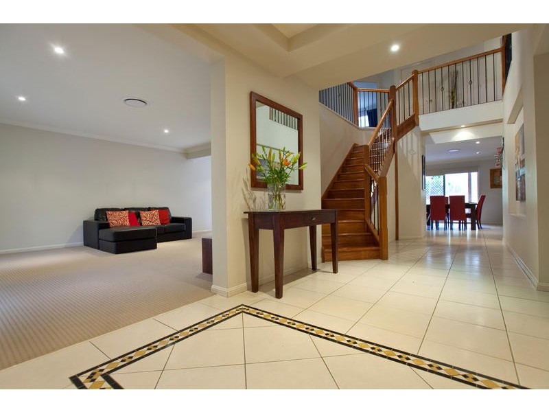 23 Broadleaf Crescent, Gumdale QLD 4154