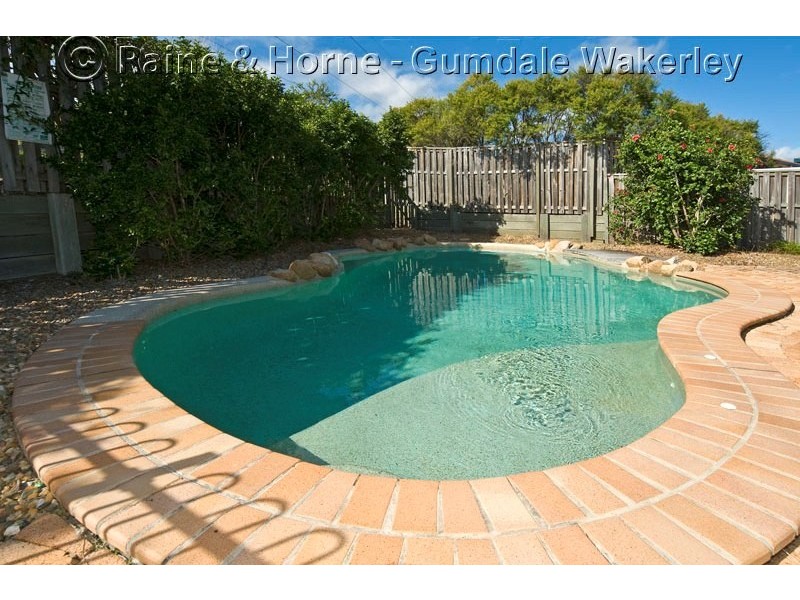 15 Ransom Place, Wakerley QLD 4154