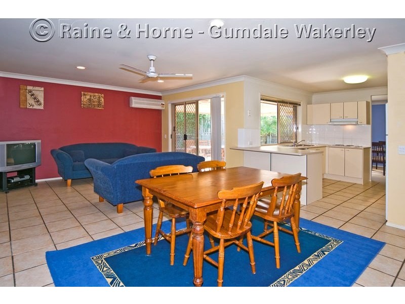 15 Ransom Place, Wakerley QLD 4154
